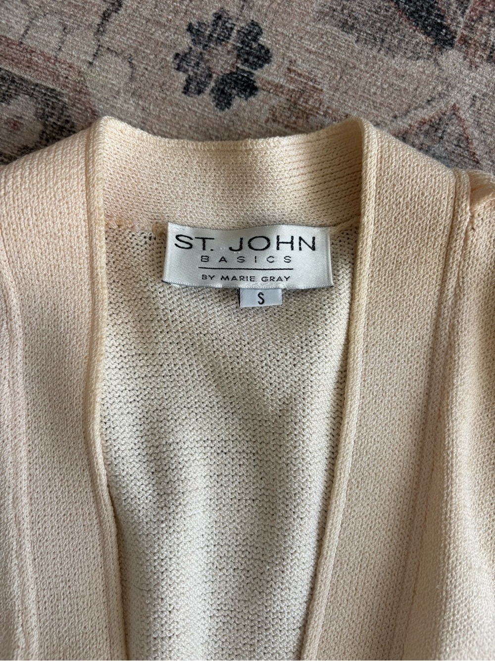 St. John Cream Open-Front Knit Cardigan with Button Cuffs size small - Picture 2 of 5